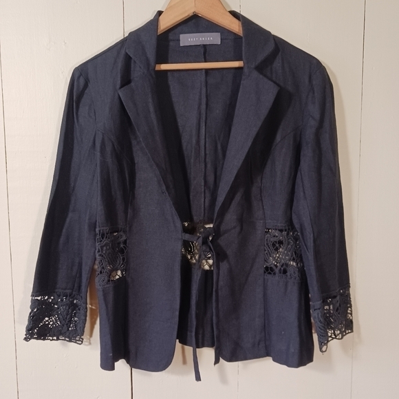 Suzy shier linen blend lace insert blazer - Picture 1 of 9